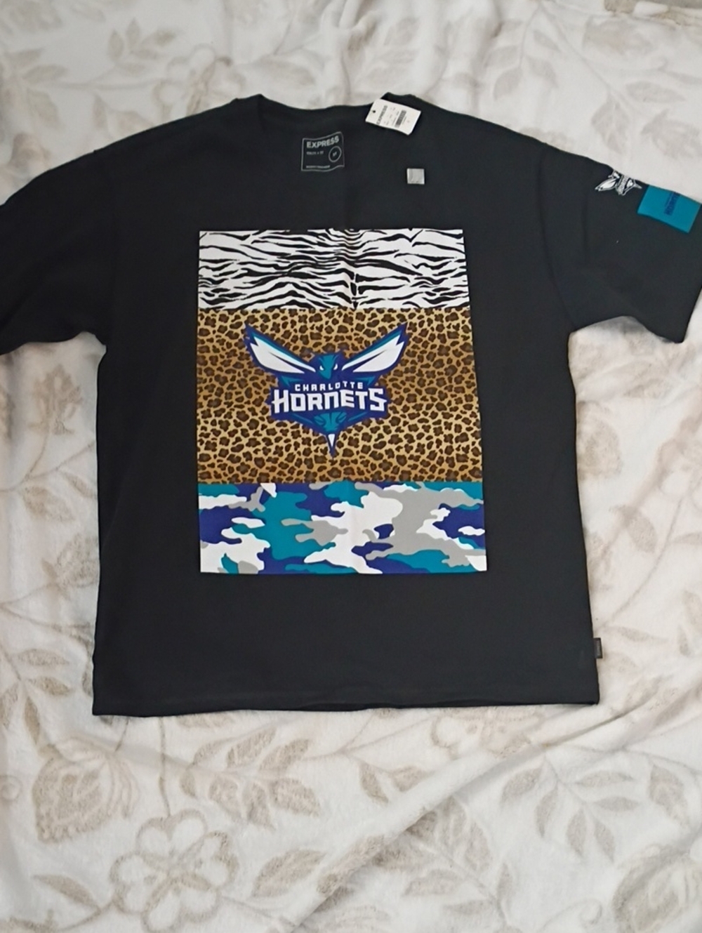 Express Black Charlotte Hornets Graphic Tee with Blue and Teal Accents